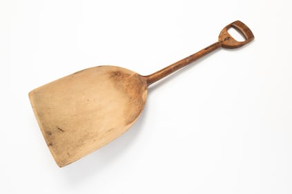 AMERICAN HAND HEWN SUGAR SHOVEL.