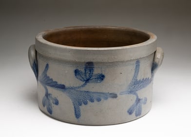 BALTIMORE, MARYLAND COBALT-DECORATED STONEWARE CAKE CROCK.