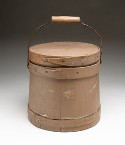 AMERICAN PAINTED, STAVED, AND FINGER-LAPPED PINE FIRKIN.