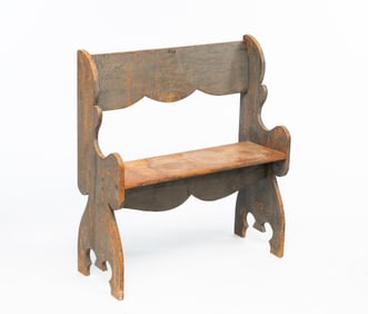 DIMINUTIVE AMERICAN GREY-PAINTED PINE BENCH.