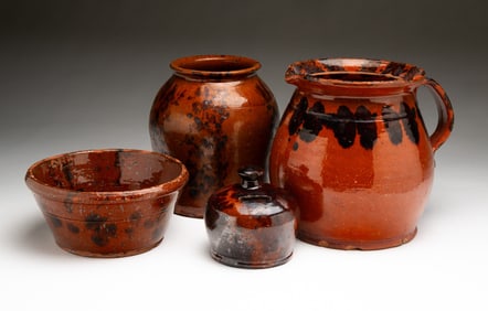 FOUR AMERICAN RED WARE ITEMS.