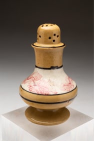 YELLOWWARE PEPPER POT WITH PINK MOCHA SEAWEED DECORATION.