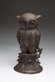AMERICAN HUBLEY CAST IRON OWL DOORSTOP.