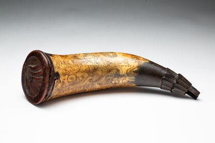 RARE ENGRAVED FRENCH AND INDIAN WARS POWDER HORN.