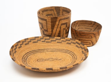THREE NATIVE AMERICAN PAPAGO BASKETS.
