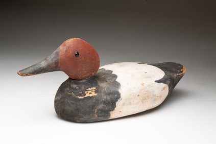 AMERICAN CARVED AND PAINTED RED HEAD DUCK DECOY.