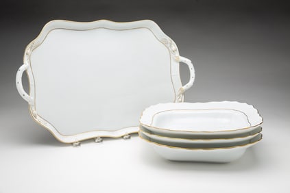 FOUR HEREND GOLDEN EDGE PORCELAIN SERVING DISHES.