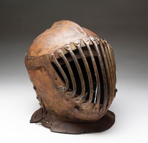 ITALIAN "GIOCO DEL PONTE" IRON CAGE VISOR HELMET.