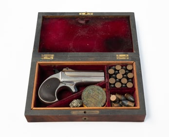 REMINGTON ARMS .41 CAL TWO SHOT DERRINGER IN CASE.