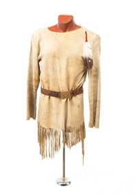 NATIVE AMERICAN BUCKSKIN OUTFIT ON MANNEQUIN.
