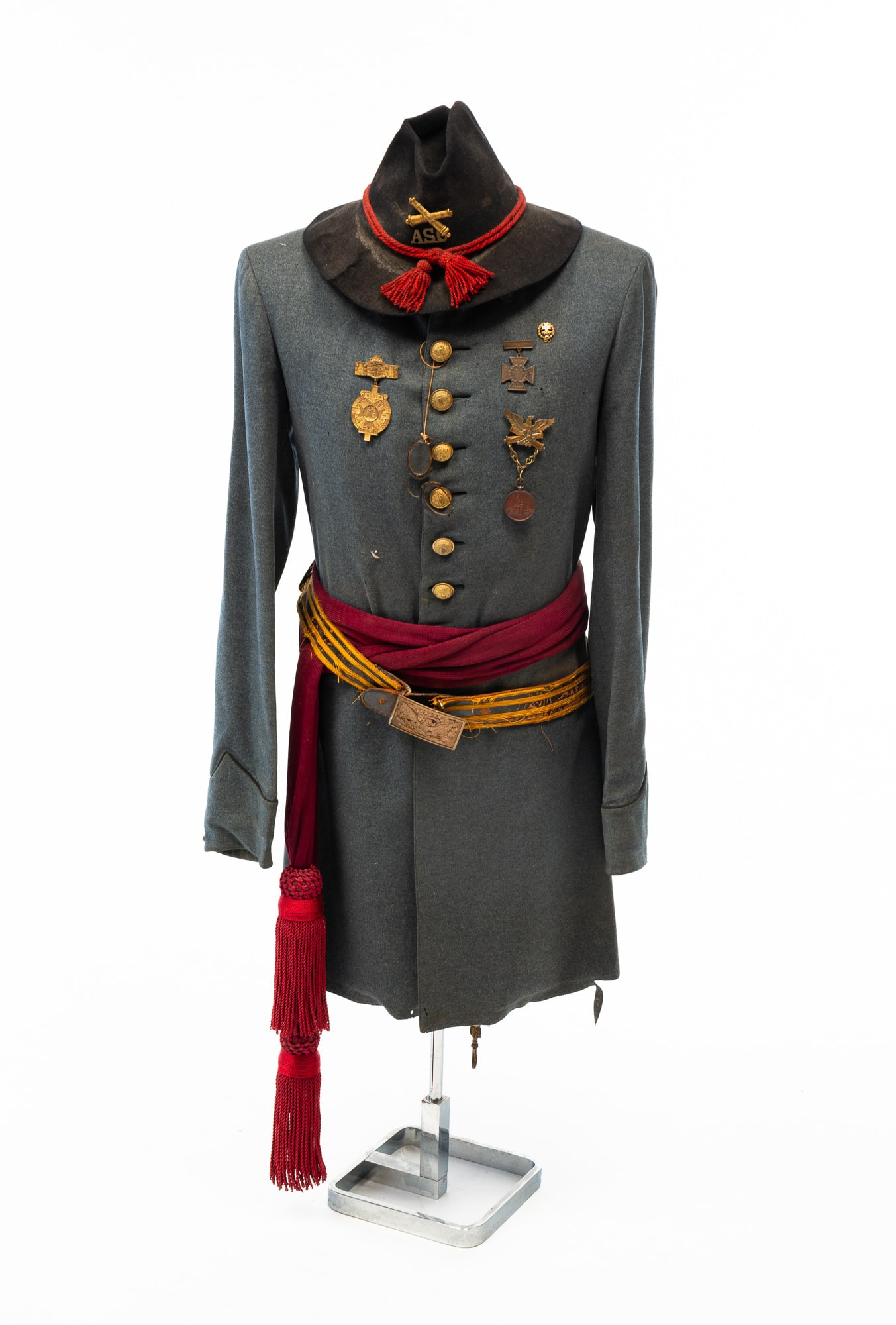 CIVIL WAR CONFEDERATE UNIFORM. (1 of 12)