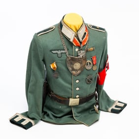 GERMAN ARMY S.A. TUNIC AND ACCOUTREMENTS.