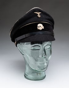 GERMAN S.S. UNIFORM CAP.