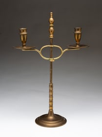 AMERICAN BRASS DOUBLE-ARM ADJUSTABLE CANDLESTAND .