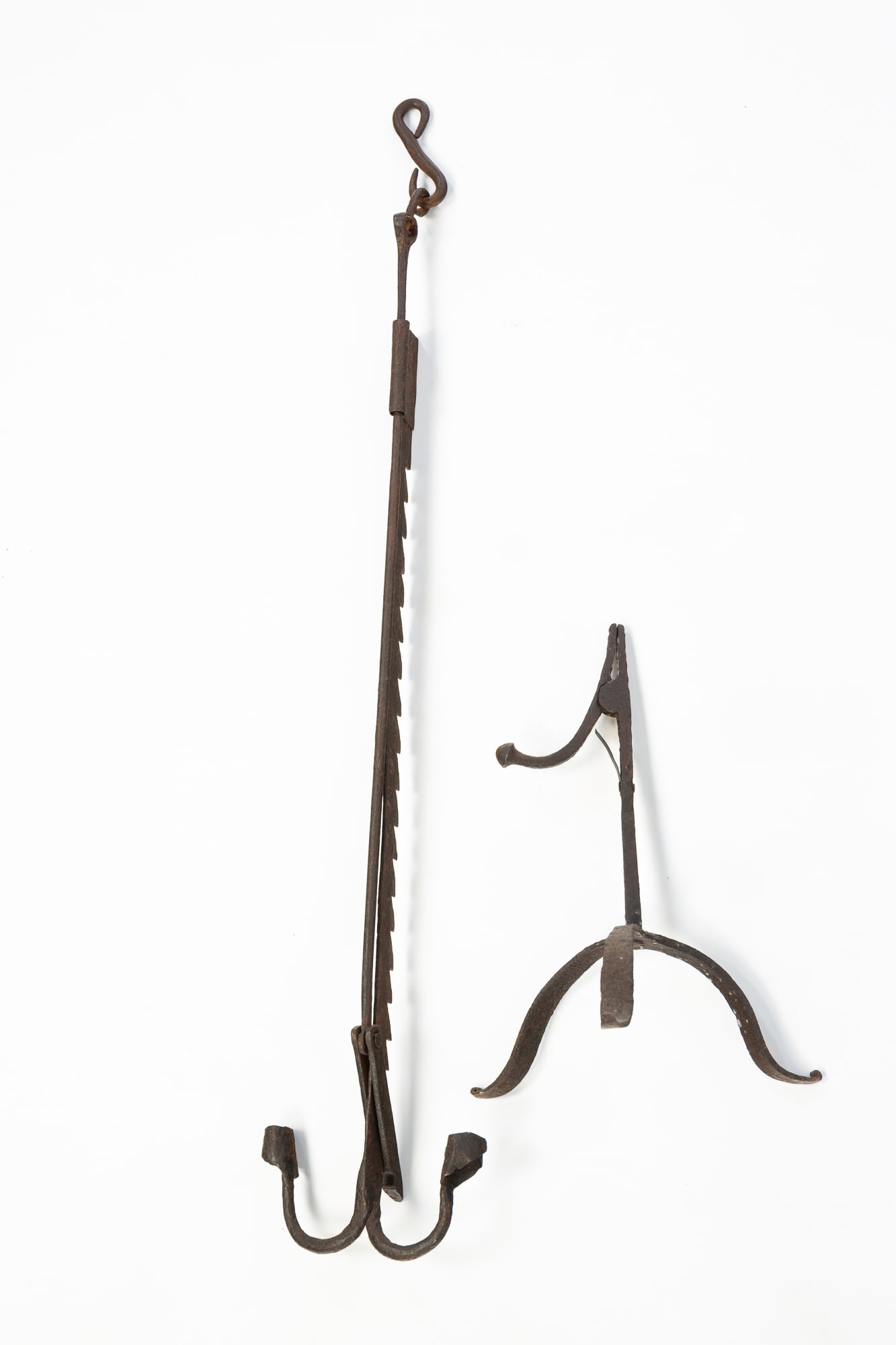 TWO AMERICAN WROUGHT IRON LIGHTING DEVICES. (1 of 5)