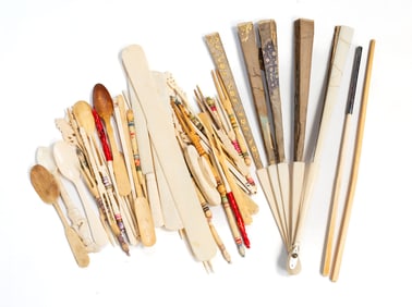 GROUP OF ASSORTED BONE AND NATURAL MATERIAL IMPLEMENTS.