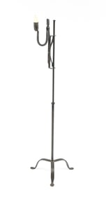 AMERICAN WROUGHT IRON FLOOR-STANDING LIGHTING DEVICE.