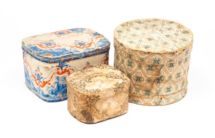 THREE AMERICAN WALLPAPER-DECORATED BENTWOOD BAND BOXES.