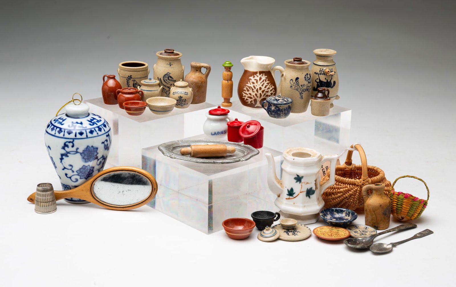 GROUP OF MINIATURES, INCL. JANE GRABER (GOSHEN, INDIANA) AND JEFF FREEMAN POTTERY (EAGLE SPRINGS, NO (1 of 5)
