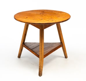 GEORGE III PINE CRICKET TABLE.