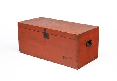 AMERICAN RED-PAINTED PINE TRUNK.