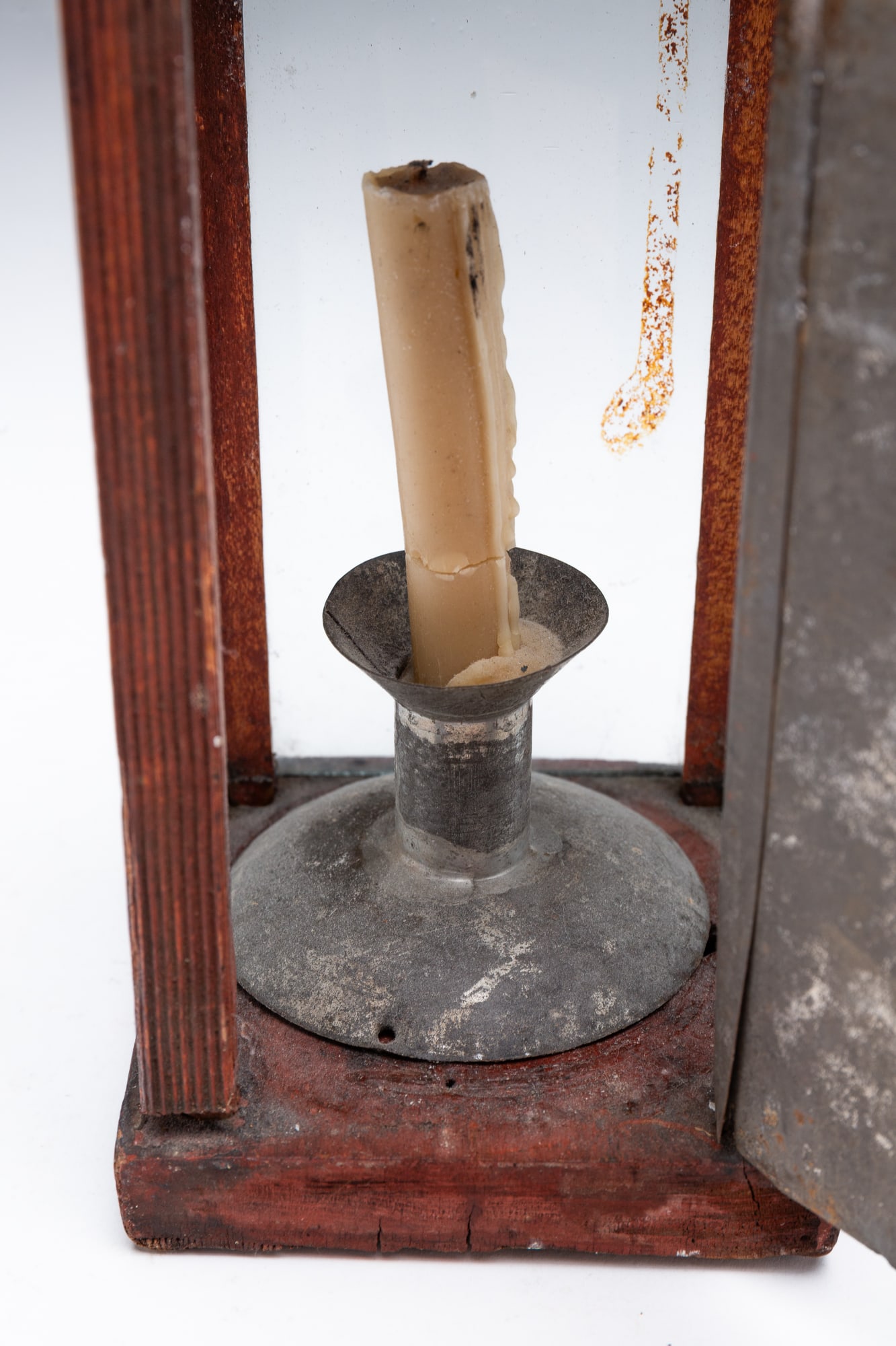 AMERICAN RED-WASHED PINE BARN LANTERN. - 3