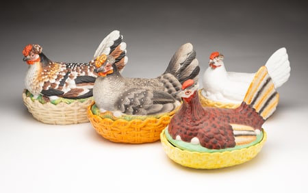 FOUR STAFFORDSHIRE HEN-ON-NEST COVERED DISHES.