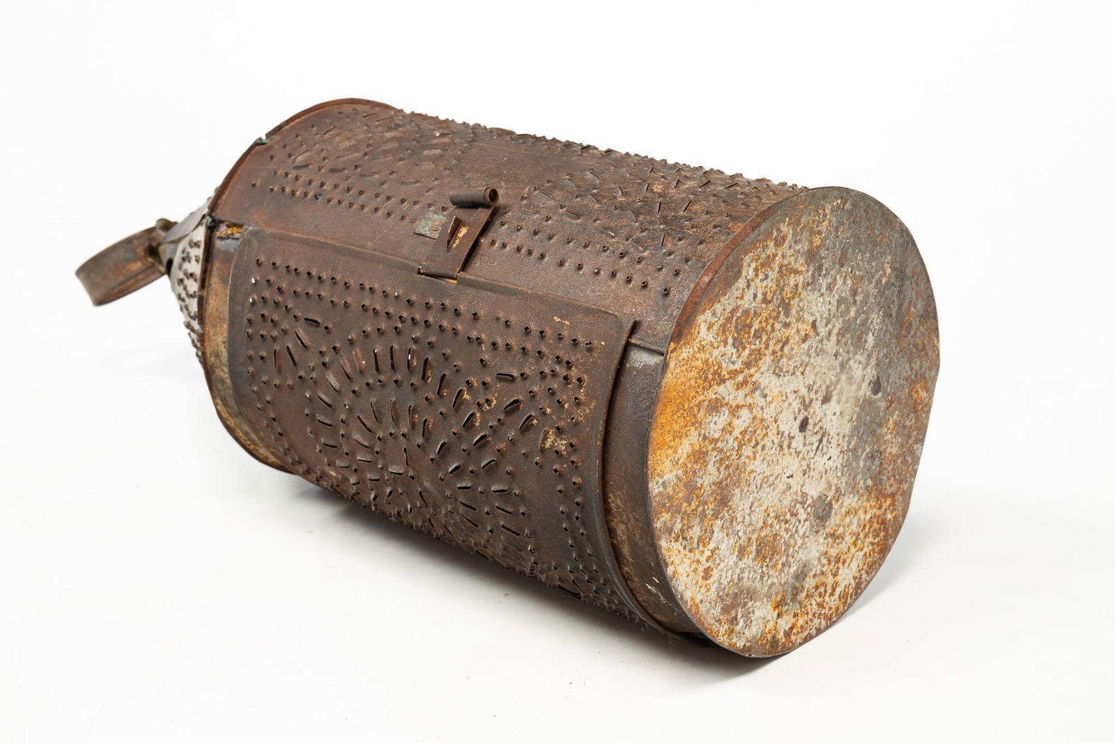 LARGE AMERICAN PUNCHED TIN CANDLE LANTERN. - 4