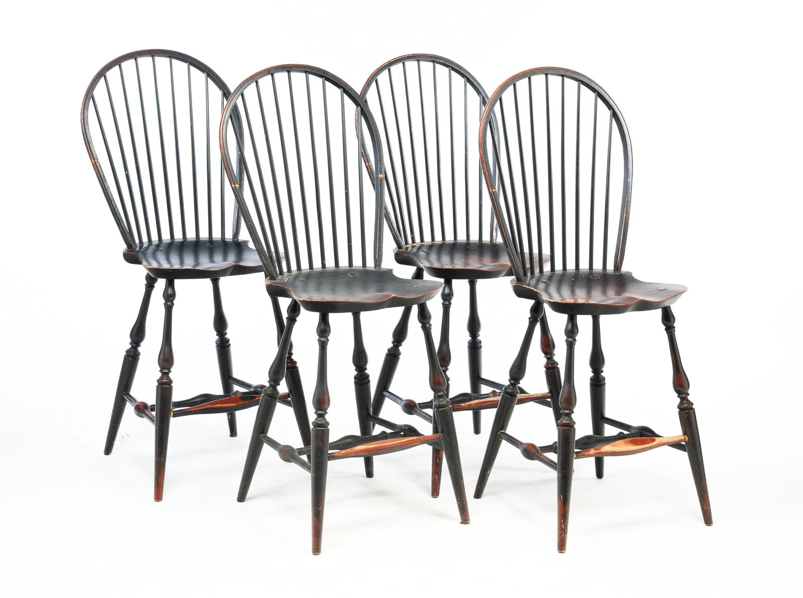 SET OF FOUR AMERICAN PAINTED BOW-BACK WINDSOR COUNTER HEIGHT CHAIRS. (1 of 5)