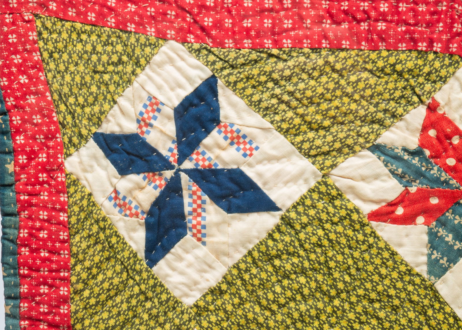 AMERICAN FRAMED PATCHWORK QUILT. - 3