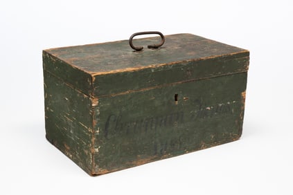 AMERICAN GREEN-PAINTED PINE CHEST.