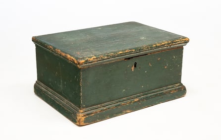 AMERICAN GREEN-PAINTED PINE DOCUMENT BOX.