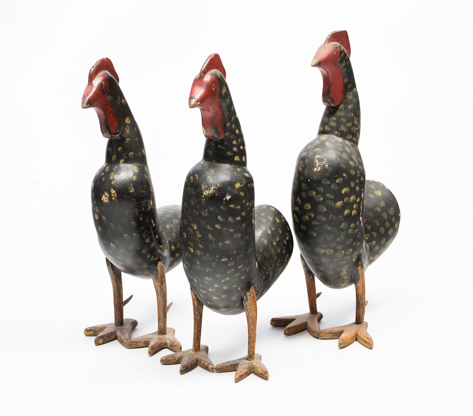 THREE FOLKSY CARVED AND PAINT-DECORATED WOOD ROOSTERS. (1 of 5)