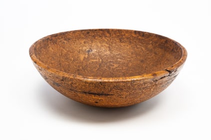 LARGE AMERICAN TURNED BURLWOOD BOWL.