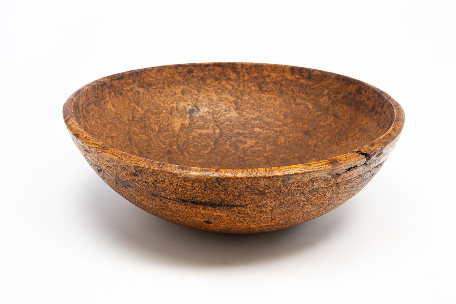 LARGE AMERICAN TURNED BURLWOOD BOWL. (1 of 5)