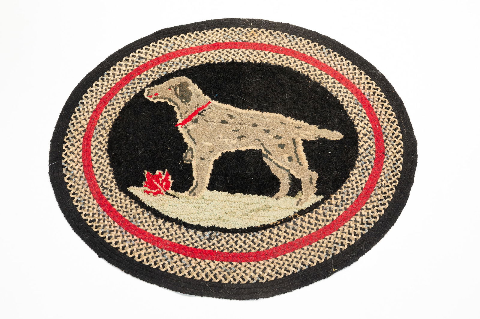 AMERICAN FOLK ART DOG MOTIF HOOKED RUG. (1 of 4)