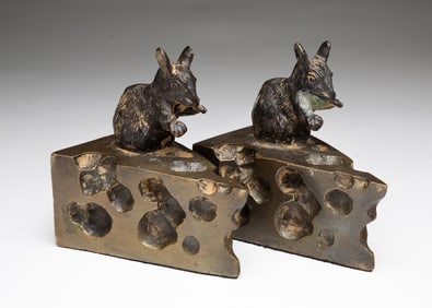 PAIR OF BRASS MOUSE-ON-CHEESE BOOKENDS.