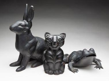 THREE AMERICAN PAINTED AND CAST IRON ANIMAL DOORSTOPS.