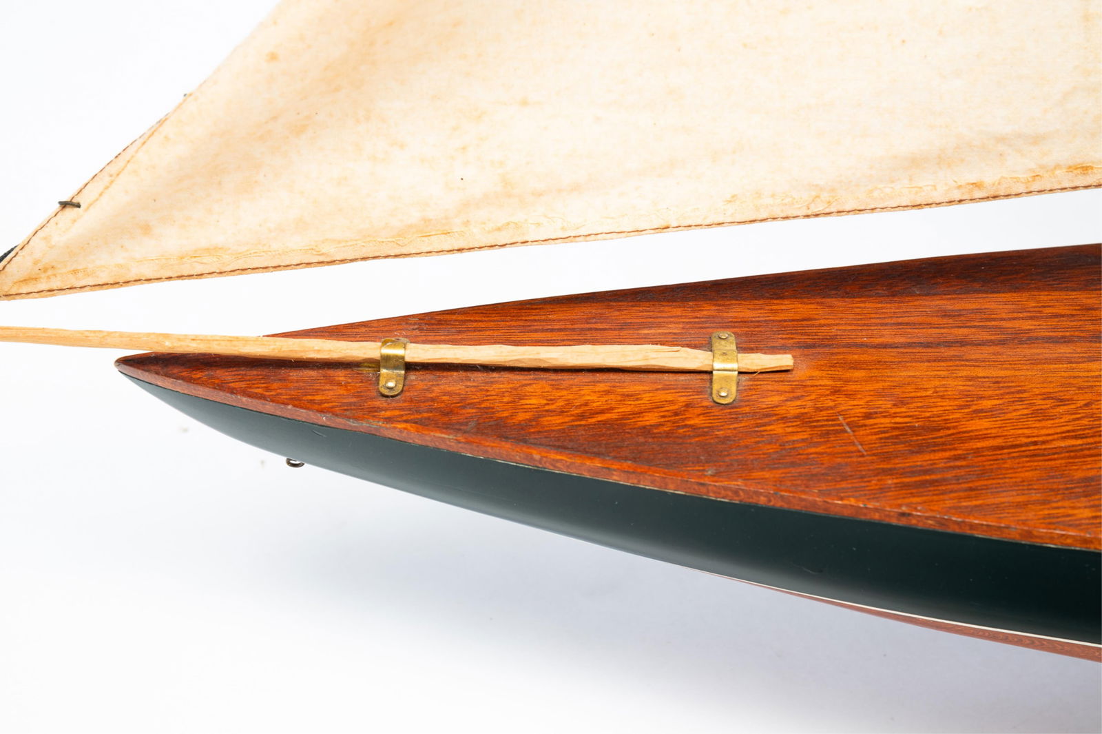 AMERICAN POND SAILBOAT MODEL. - 4