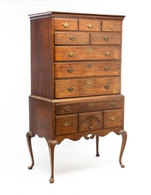 AMERICAN QUEEN ANNE MAHOGANY HIGH BOY.