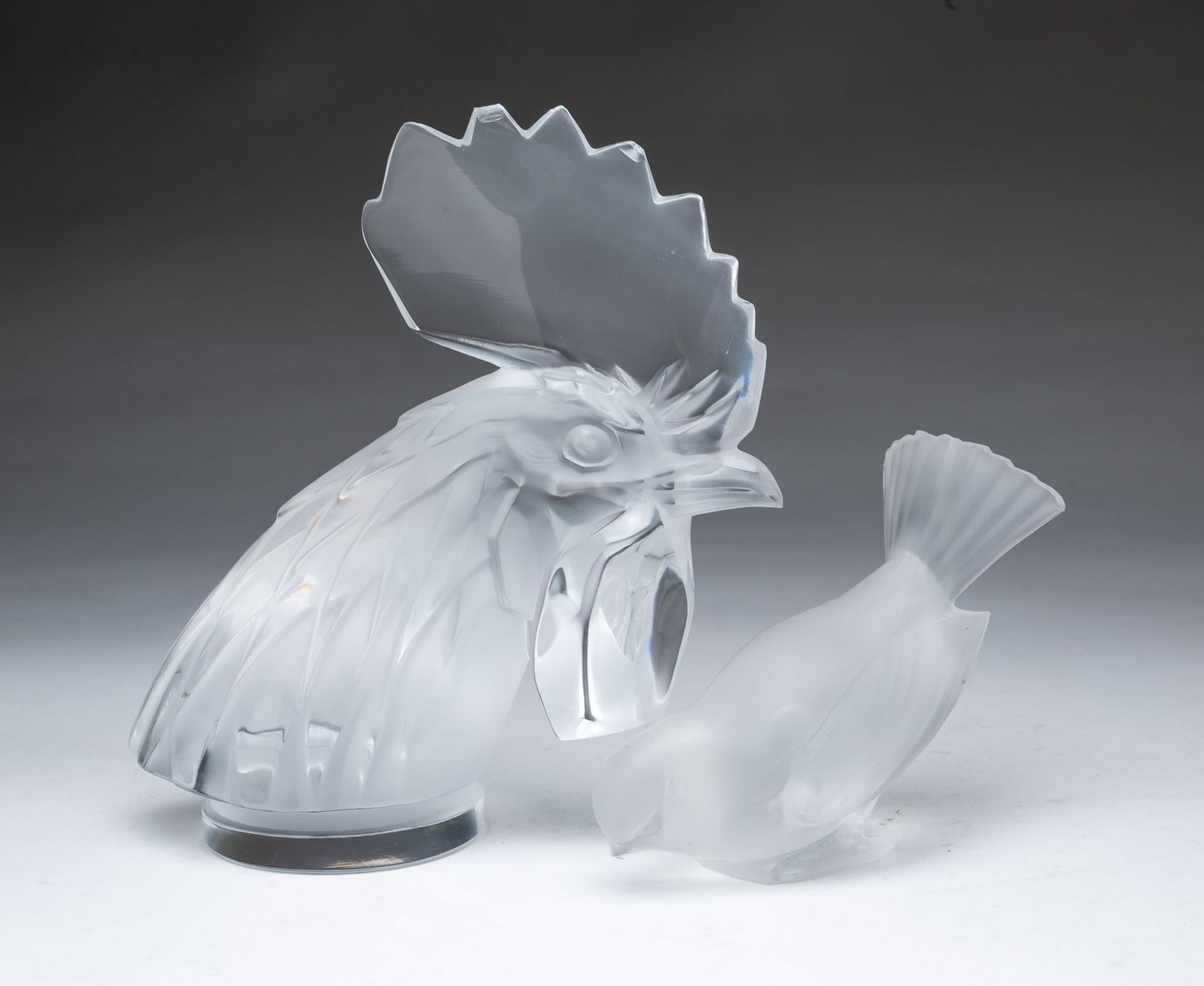 TWO LALIQUE CRYSTAL BIRD FIGURES. (1 of 5)