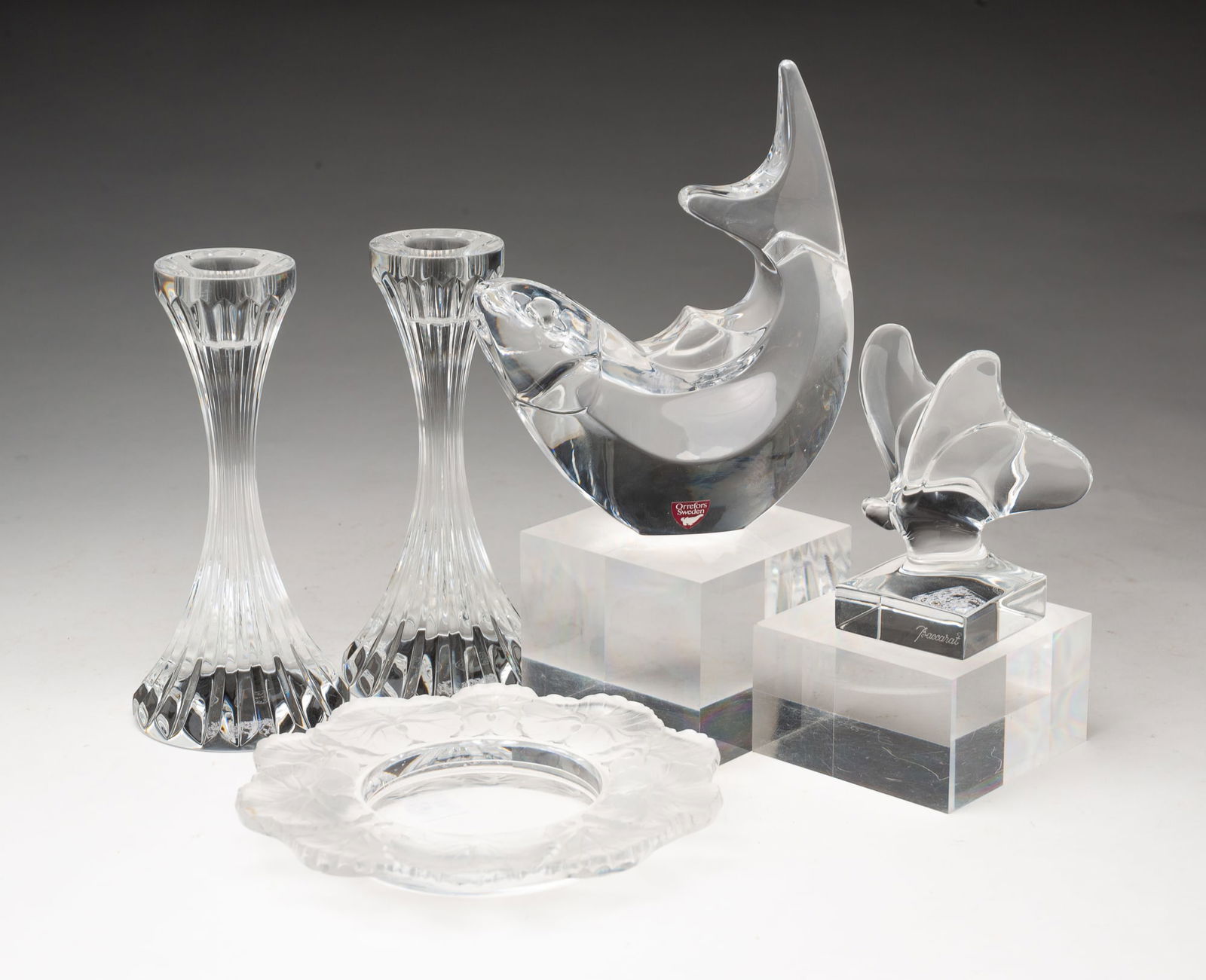 FIVE EUROPEAN CRYSTAL ITEMS, INCL. LALIQUE. (1 of 7)