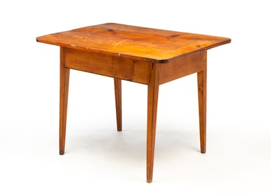 AMERICAN HEPPLEWHITE PINE WORK TABLE.