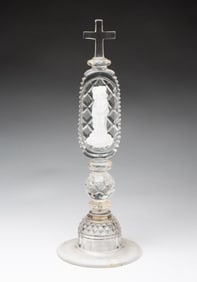 CUT GLASS CRUCIFIX WITH SULFIDE.