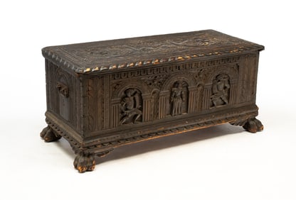 EUROPEAN RENAISSANCE REVIVAL CARVED PINE COFFER.
