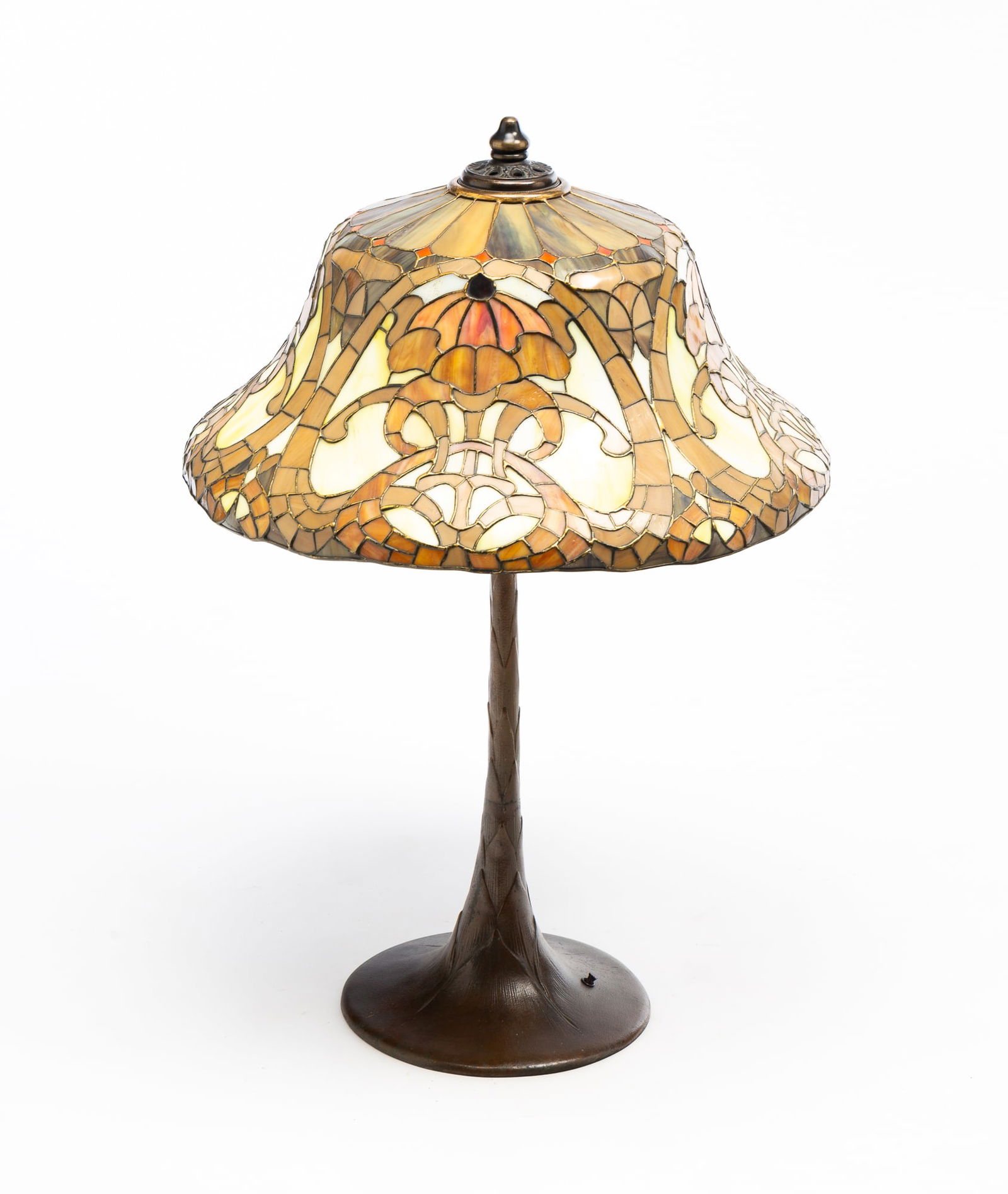 DUFFNER KIMBERLY LEADED AND COLORED GLASS SHADE ON A TIFFANY STUDIOS BRONZE BASE. (1 of 6)