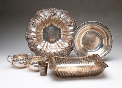 SIX AMERICAN STERLING SILVER HOLLOWARE ITEMS.