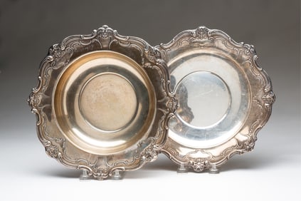 TWO GORHAM "CHANTILLY" STERLING SILVER HOLLOWARE ITEMS.