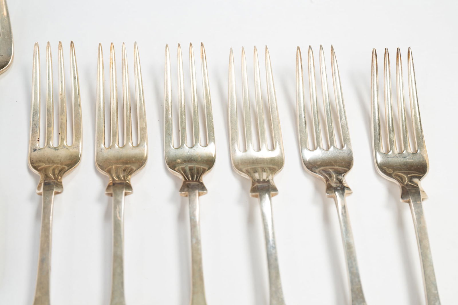 GORHAM "OLD ENGLISH TIPT" STERLING SILVER FLATWARE. - 3