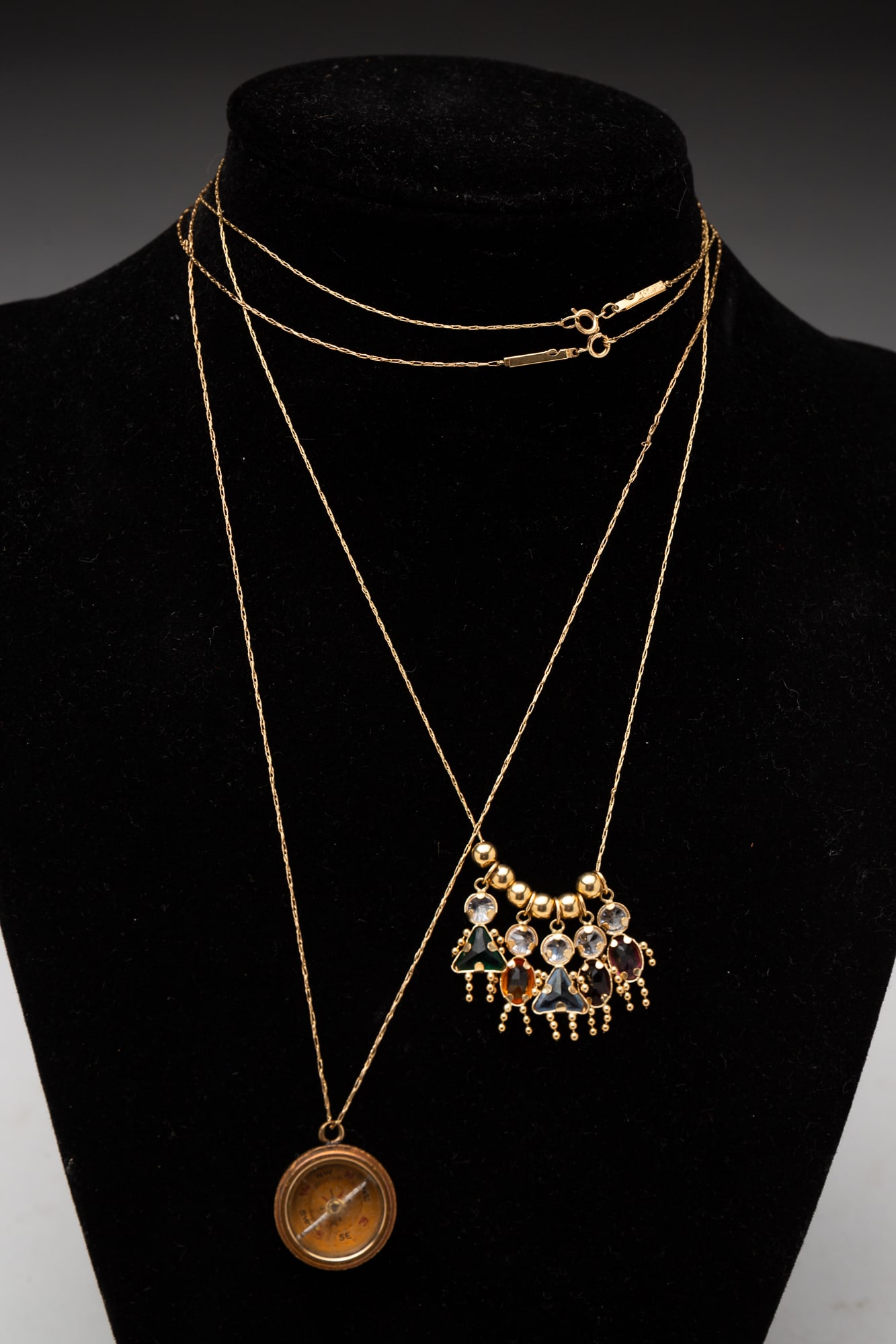 TWO 14K YELLOW GOLD PENDANT NECKLACES. (1 of 3)